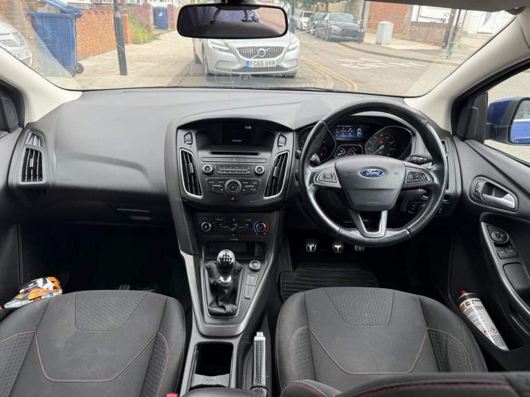 Ford, FOCUS, Hatchback, 2015, Manual, 999 (cc), 5 doors