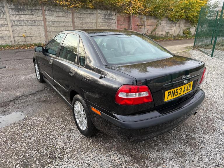 2003 Volvo S40 1.8 S 4dr [122bhp] SALOON PETROL Manual