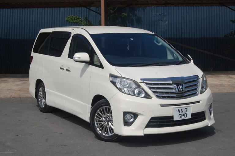 TOYOTA ALPHARD 2.4 S Cream Auto Petrol 2013