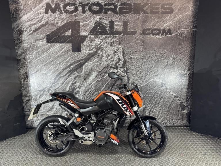 KTM DUKE 200 2012