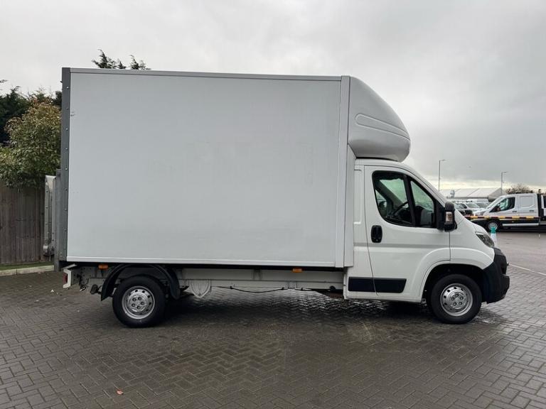 2019 Citroen Relay BlueHDi 35 Plus Luton Diesel Manual