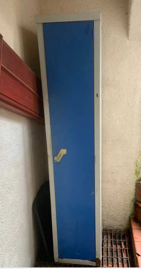 Steel locker fully functional