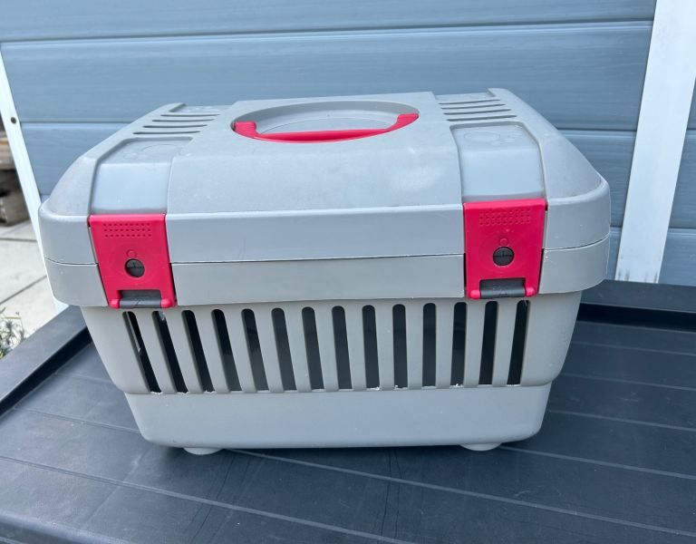 Cat carrier