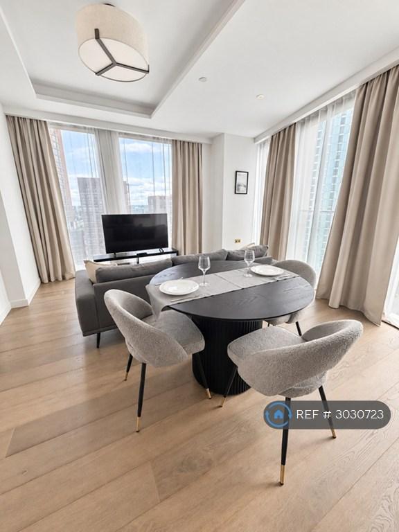 3 bedroom flat in Carnation Way, London, SW8 (3 bed) (#3030723)