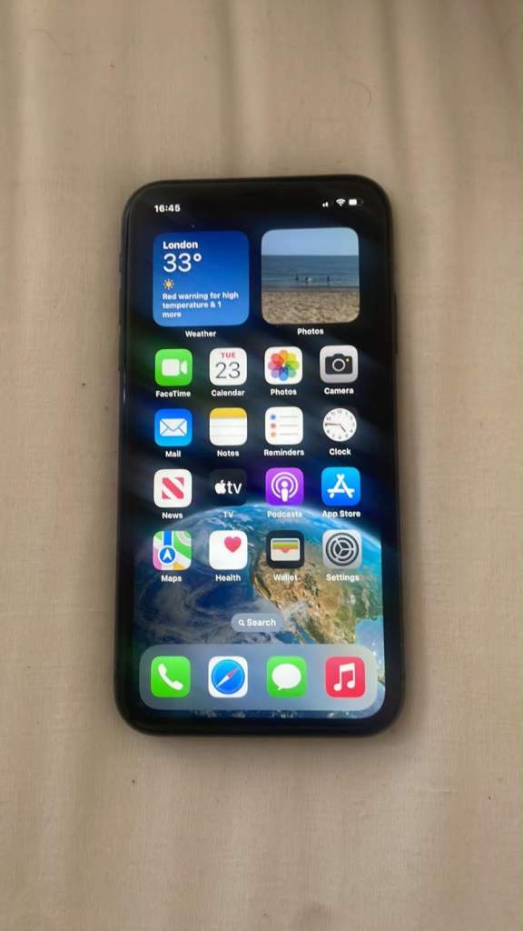 iPhone eleven 