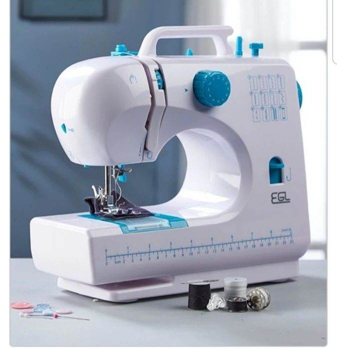 EGL 506 Compact Sewing Machine