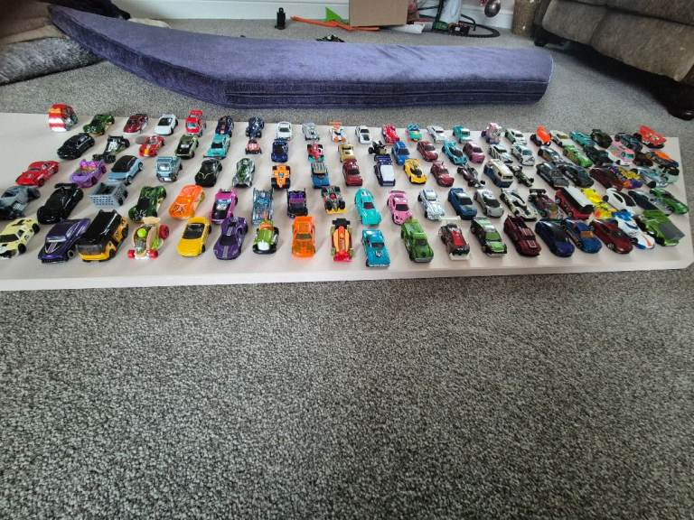 Hotwheels car bundle