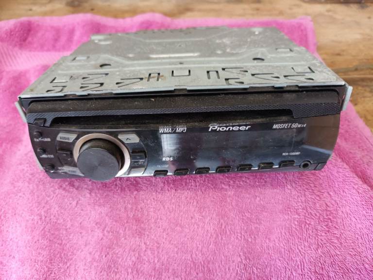car radio 