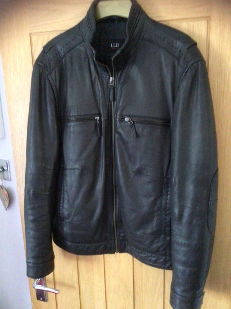 Men’s Leather Jacket
