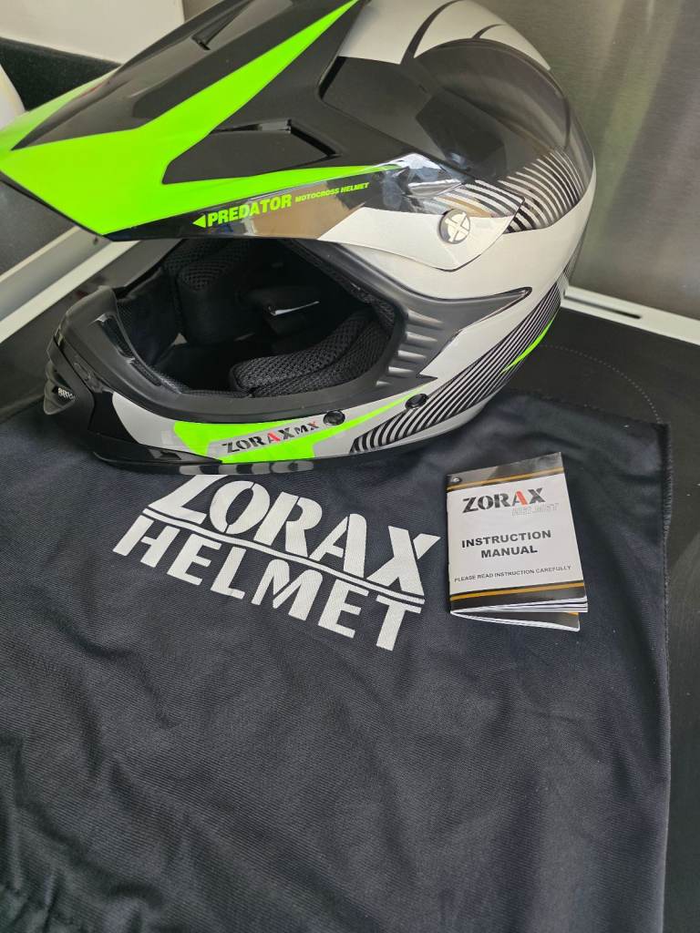 Kids helmet size small junior