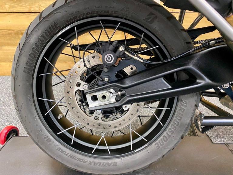 2023 Triumph Tiger 900 Rally Aragón Edition, Only 1,164 Miles, Panniers, Top bo