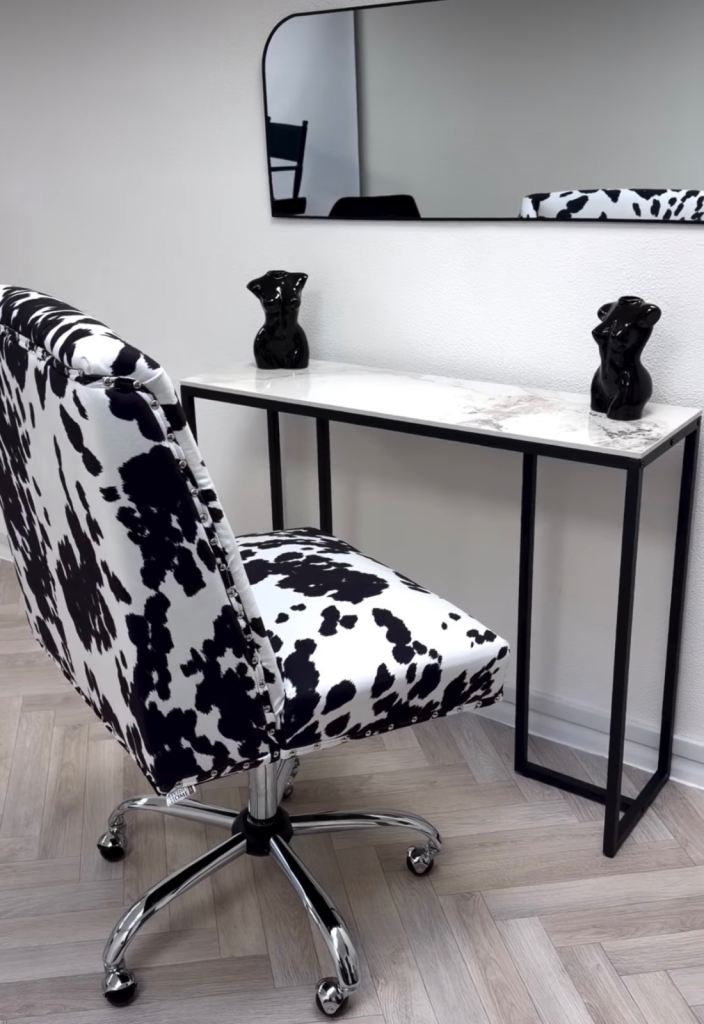 Hair / Beauty RooM to rent Surrey