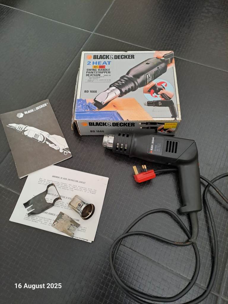 Black & Decker swing handle paint stripper heat gun
