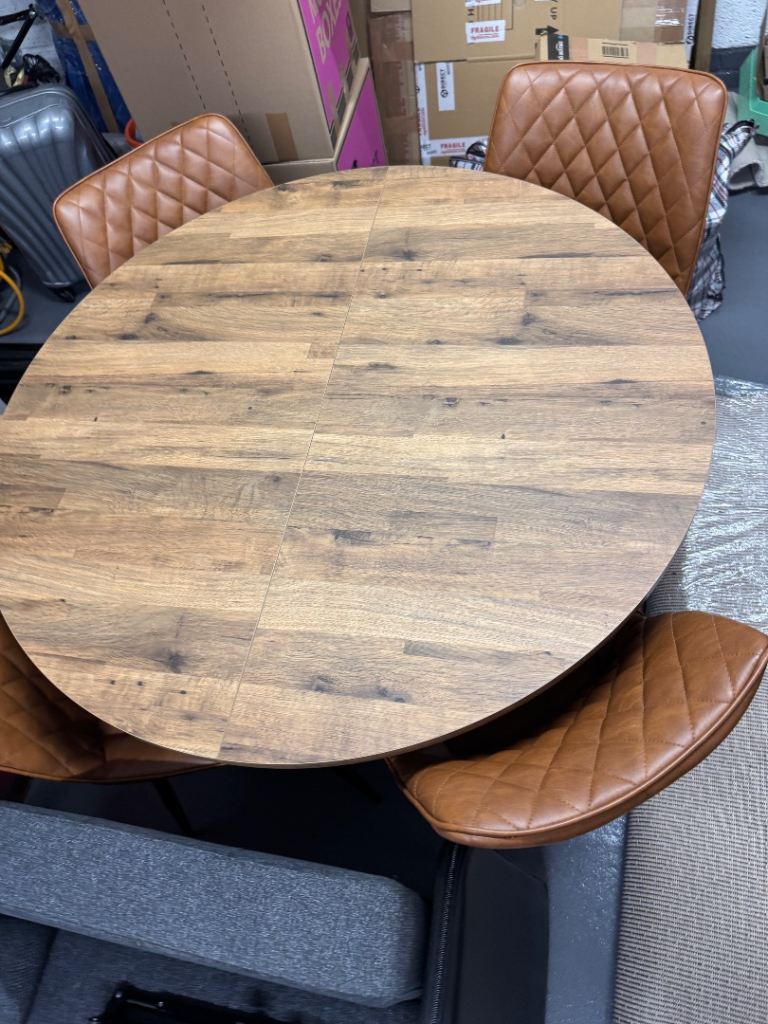 Expandable Dining Table