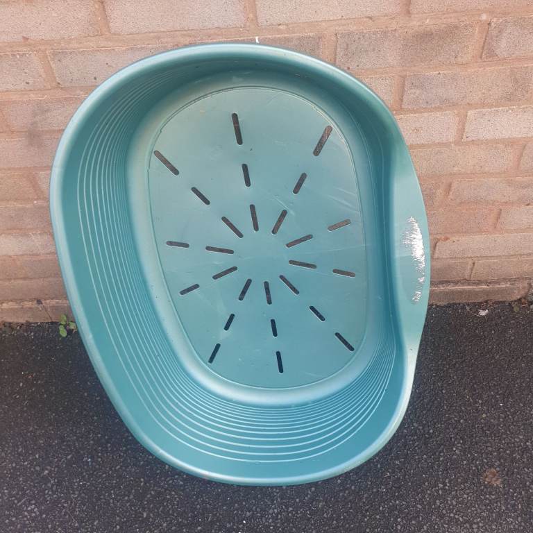 33 L x 24 W inch , Large Turquoise Dog Basket , Good Condition, Very Useful, Clean