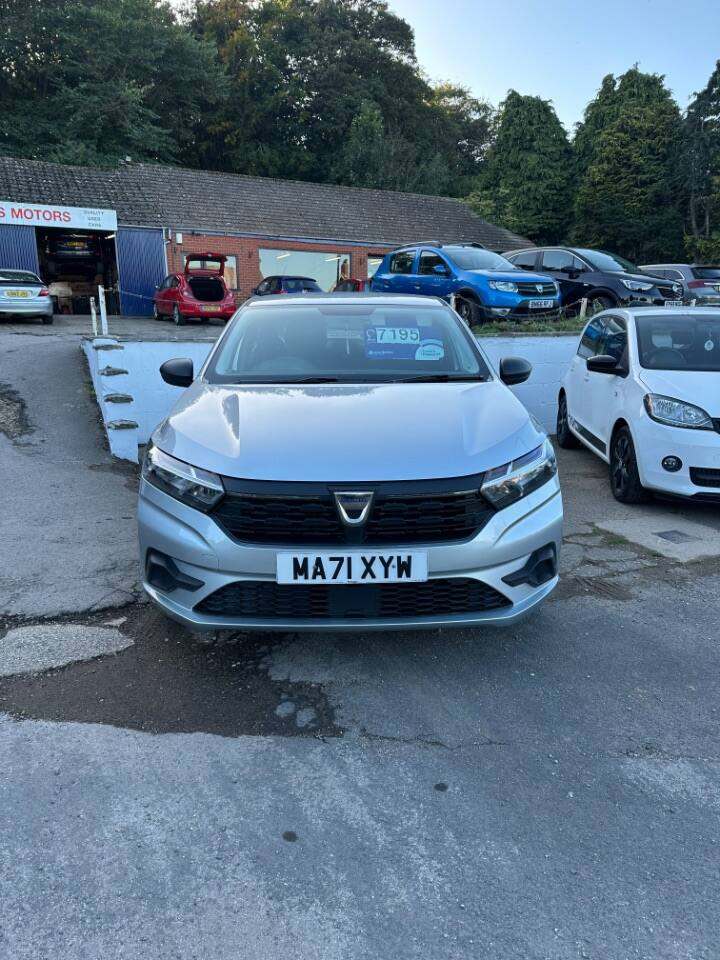 Dacia Sandero 1.0 SCe Essential 5dr Petrol