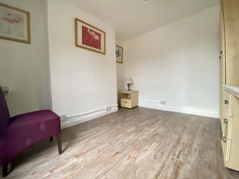 Mill Road, CB1
