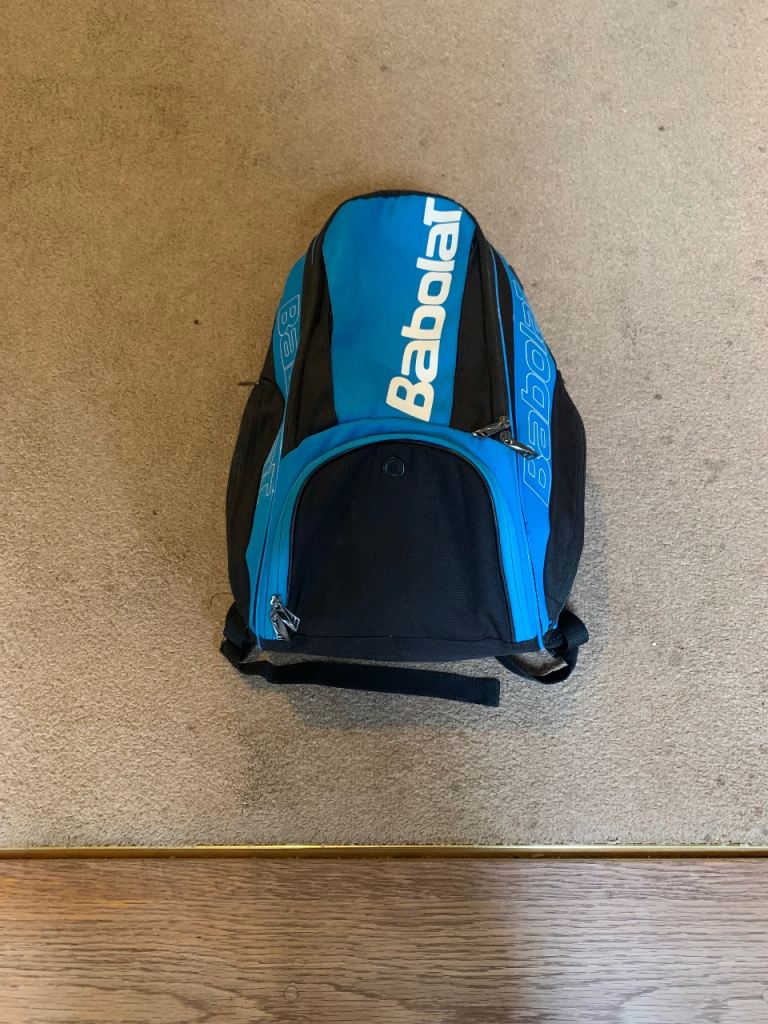 Tennis racket rucksack 