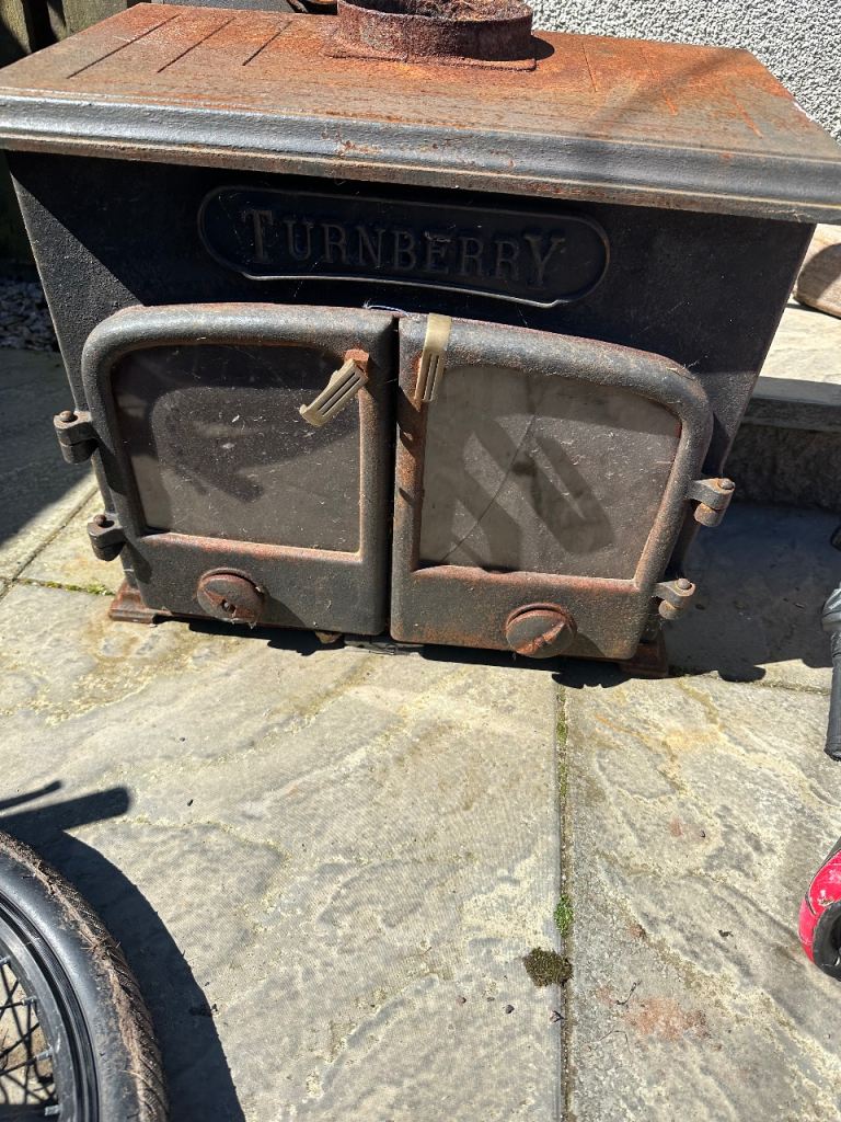 Turnberry log burner