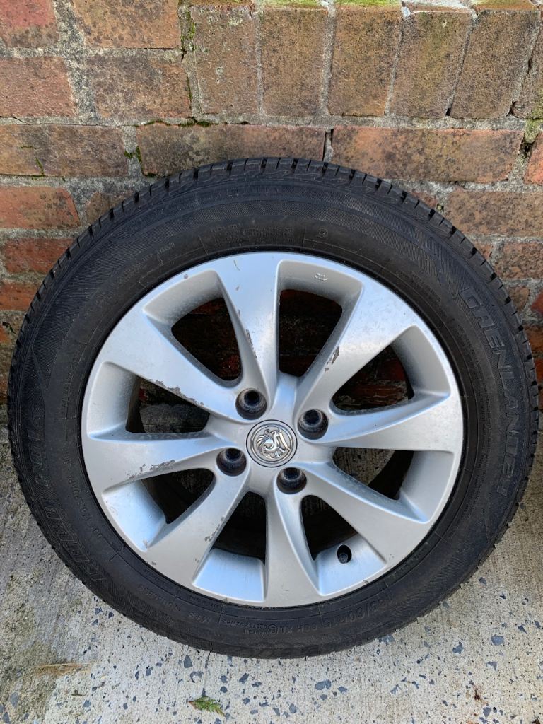 Vauxhall Agila alloy wheel 