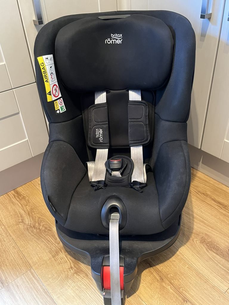 Britax Römer DUALFIX M Plus 360 Spin Car Seat - Space Black RRP £269 