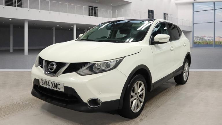 2014 Nissan Qashqai 1.5 dCi Acenta Premium 5dr HATCHBACK Diesel Manual