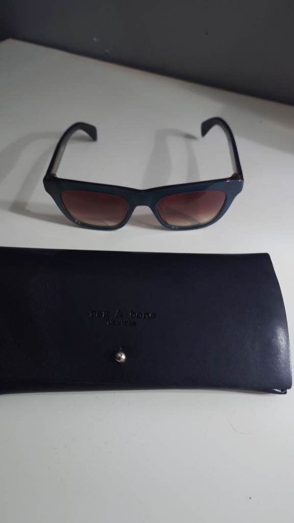 Adults unisex rag & Bone sunglasses