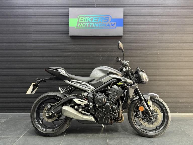 Triumph Street Triple R 2023