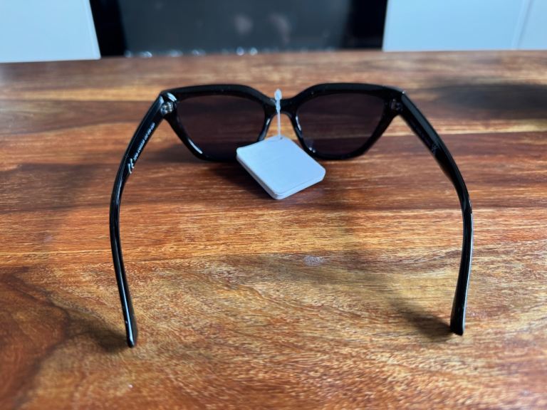 Avon Embellished Cat Eye Ladies UV400 summer sunglasses