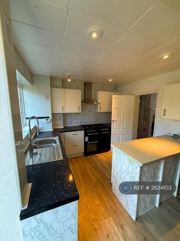 3 bedroom house in Harold Road, Sutton, SM1 (3 bed) (#2634103)