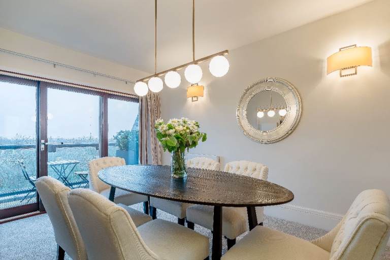 Four bedroom, five bathroom apartment with views of Regent's Park NW8