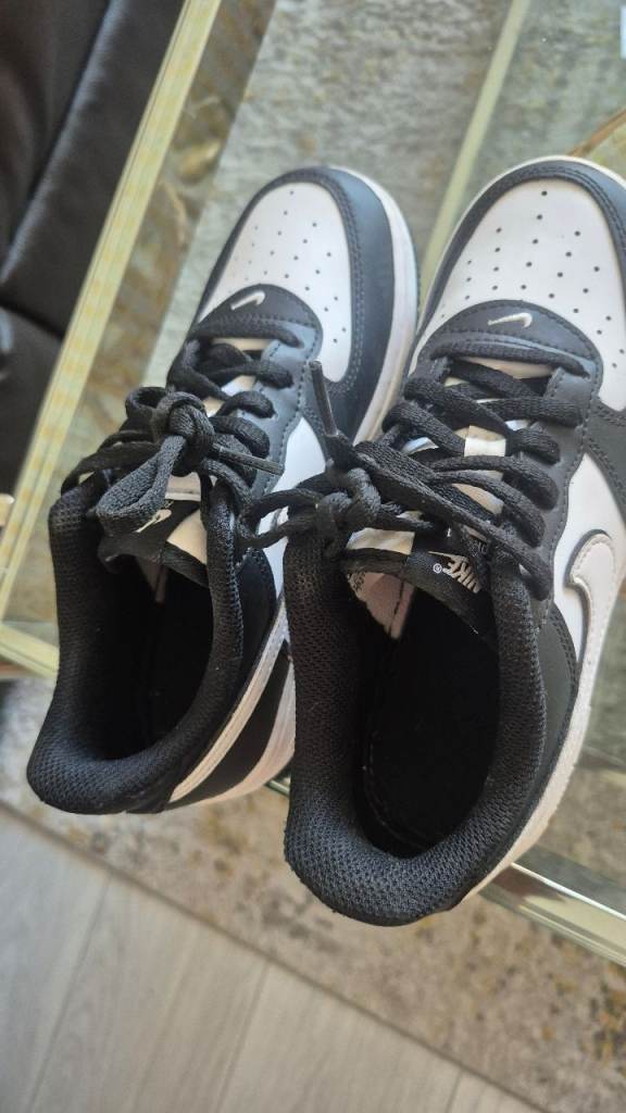 nike air force one trainers