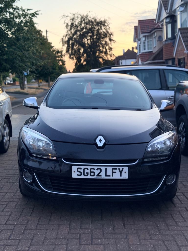 Renault, MEGANE, Hatchback, 2012, Manual, 1598 (cc), 5 doors