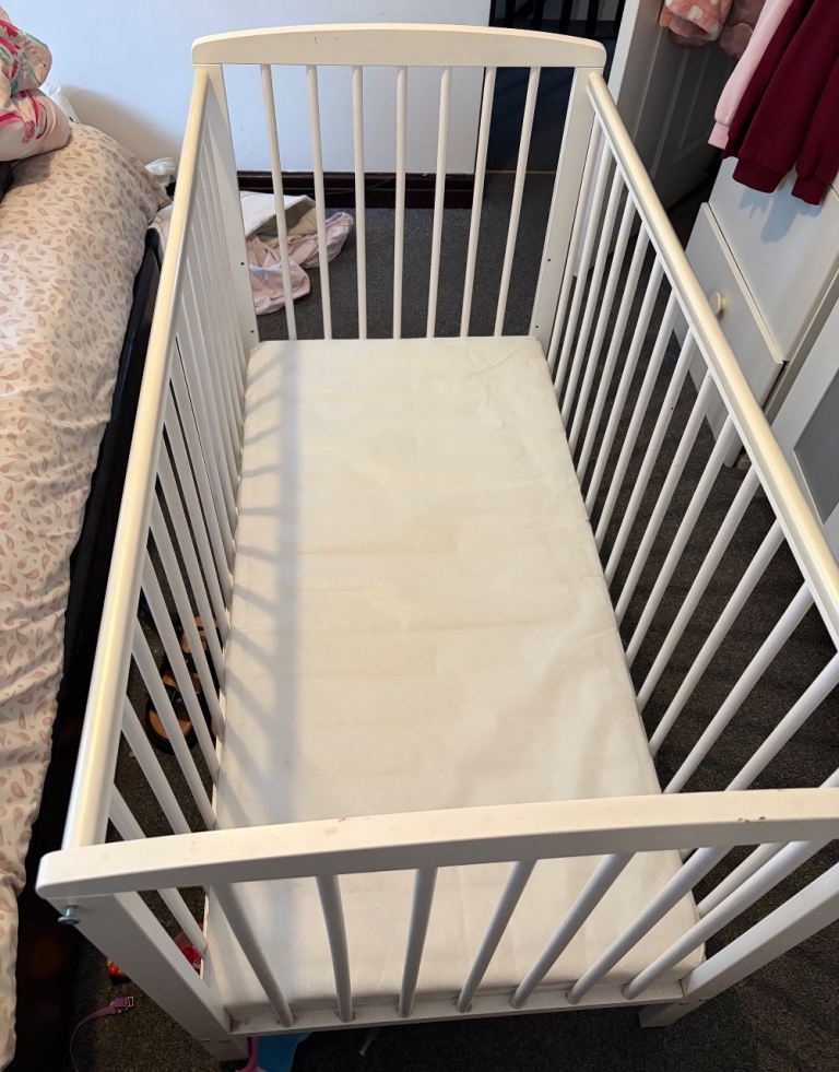 Space saver cot