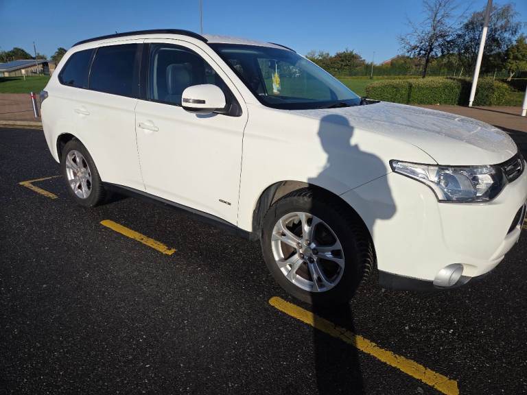Mitsubishi, OUTLANDER, Estate, 2013, Manual, 2268 (cc), 5 doors