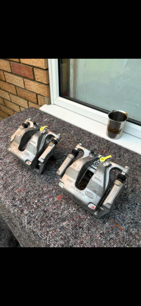 Range Rover sport genuine rear calipers 