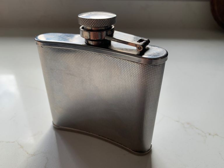 Stainless steel 4oz hip flask