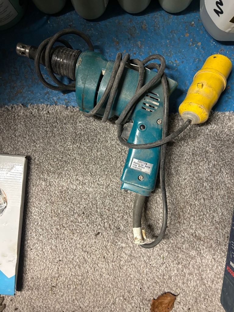 Makita Pistol Drill for Plasterboarding 110