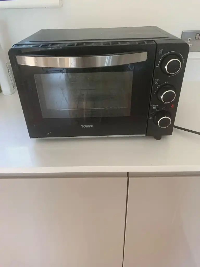 Tower T14043 Compact Electric Mini Oven and Grill