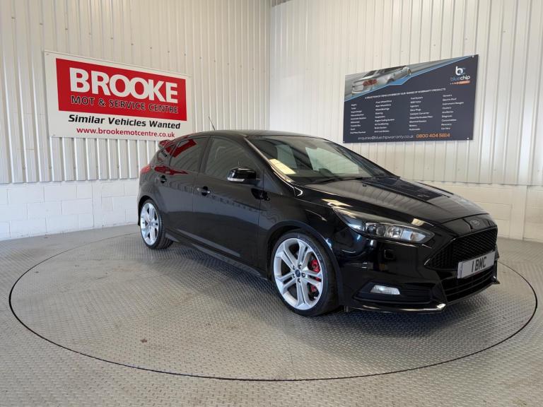  Ford Focus 2.0T EcoBoost ST-3 Euro 6 (s/s) 5dr Petrol Manual
