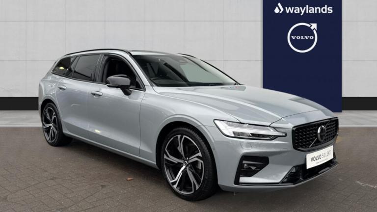 2025 Volvo V60 Ultra, B4 Mild hybrid, Petrol, Dark Estate Petrol Automatic