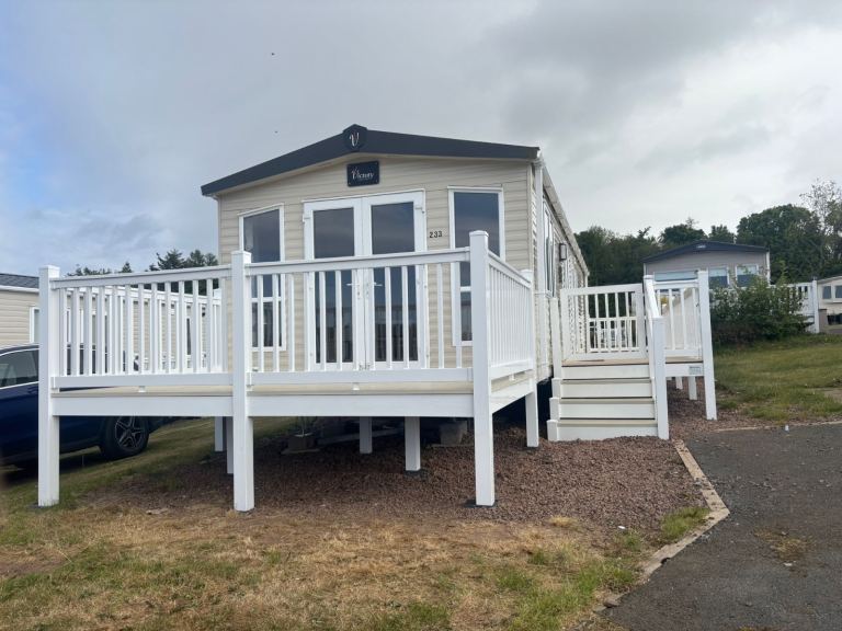 Thurston manor caravan 