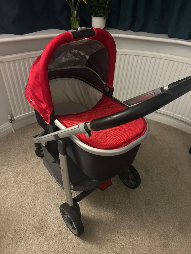 Uppa Baby Cruz Pram (bassinet and stroller)