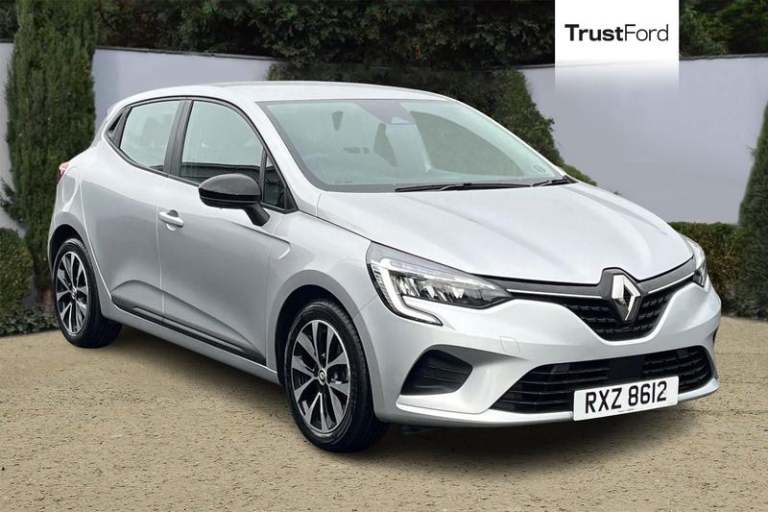 2022 Renault Clio 1.6 E-TECH full hybrid 145 Evolution 5dr Automatic - ONE LOCAL OWNER, FULLY Hat...