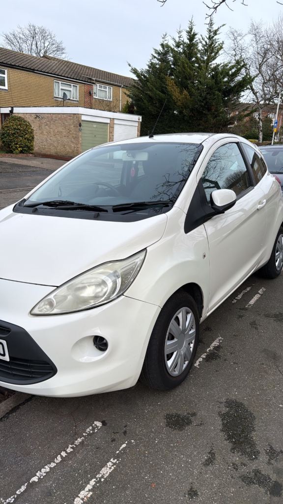 Ford, KA, Hatchback, 2009, Manual, 1242 (cc), 3 doors
