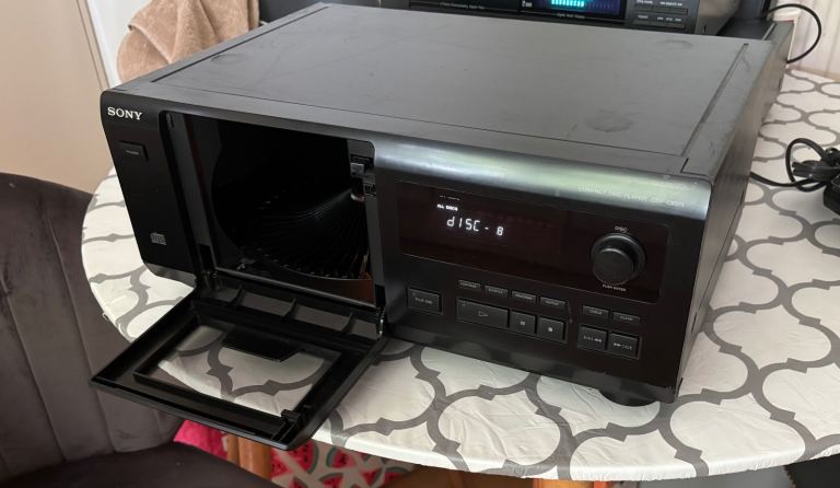 Sony CDP-CX571 51 CD changer