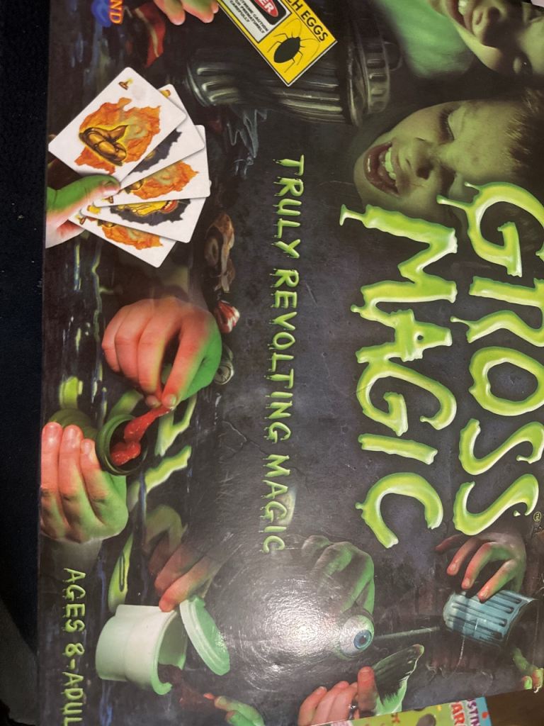 Gross magic set 