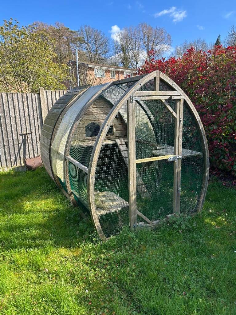 Framebow Catio / Cat Arch House / Animal cage by Flyte So Fancy in Dorset