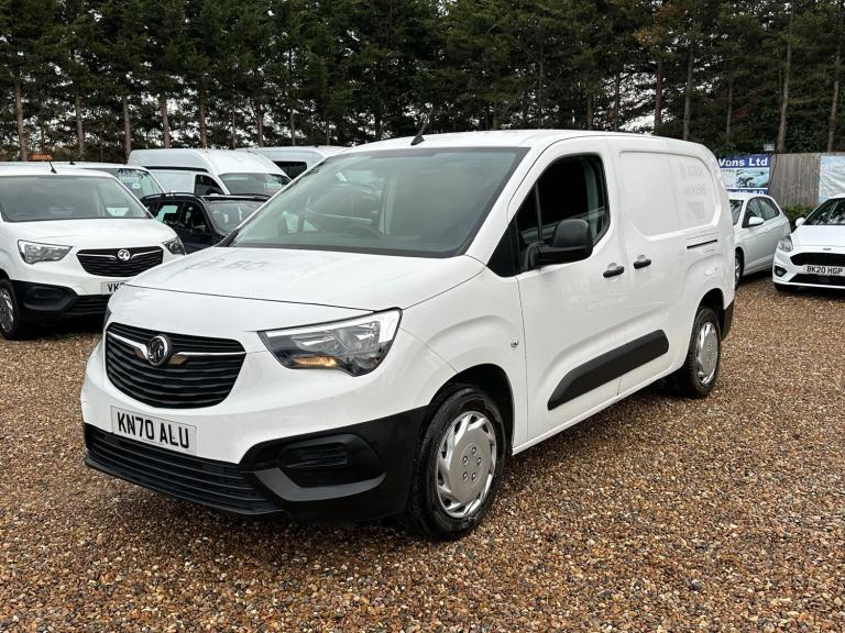 2020 Vauxhall Combo 1.5 Turbo D 2300 Edition L2 H1 Euro 6 (s/s) 4dr PANEL VAN Diesel Manual