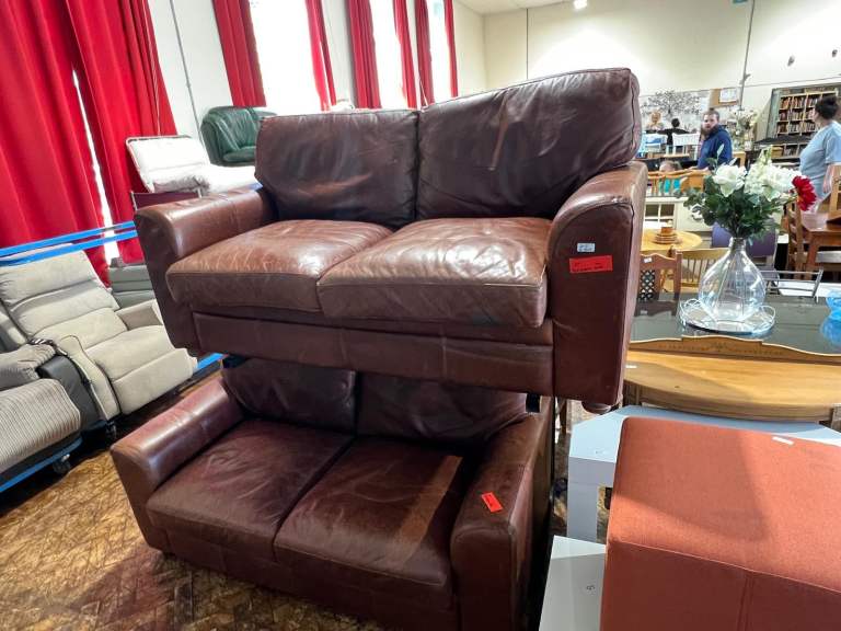 2 sofas